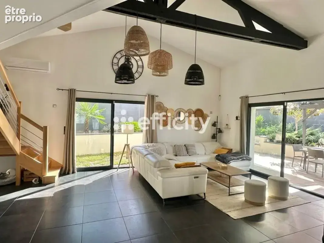Maison 6 pièces 160 m² à vendre à Saint-Philbert-De-Grand-Lieu (44310) - photo 8