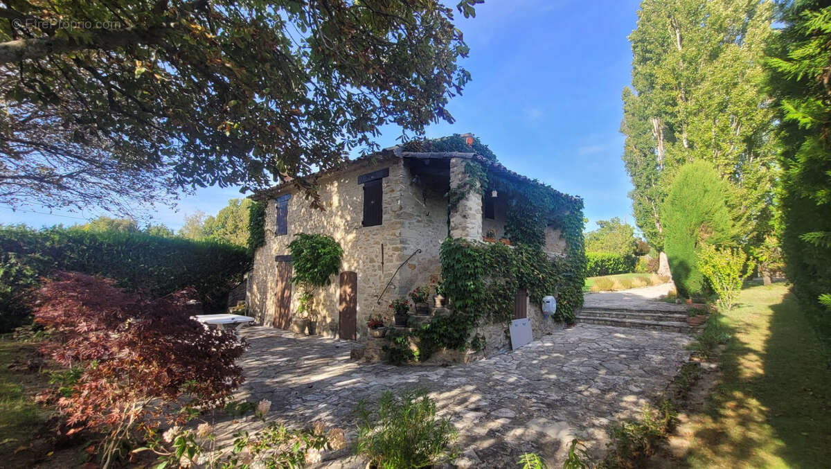 Maison à FORCALQUIER