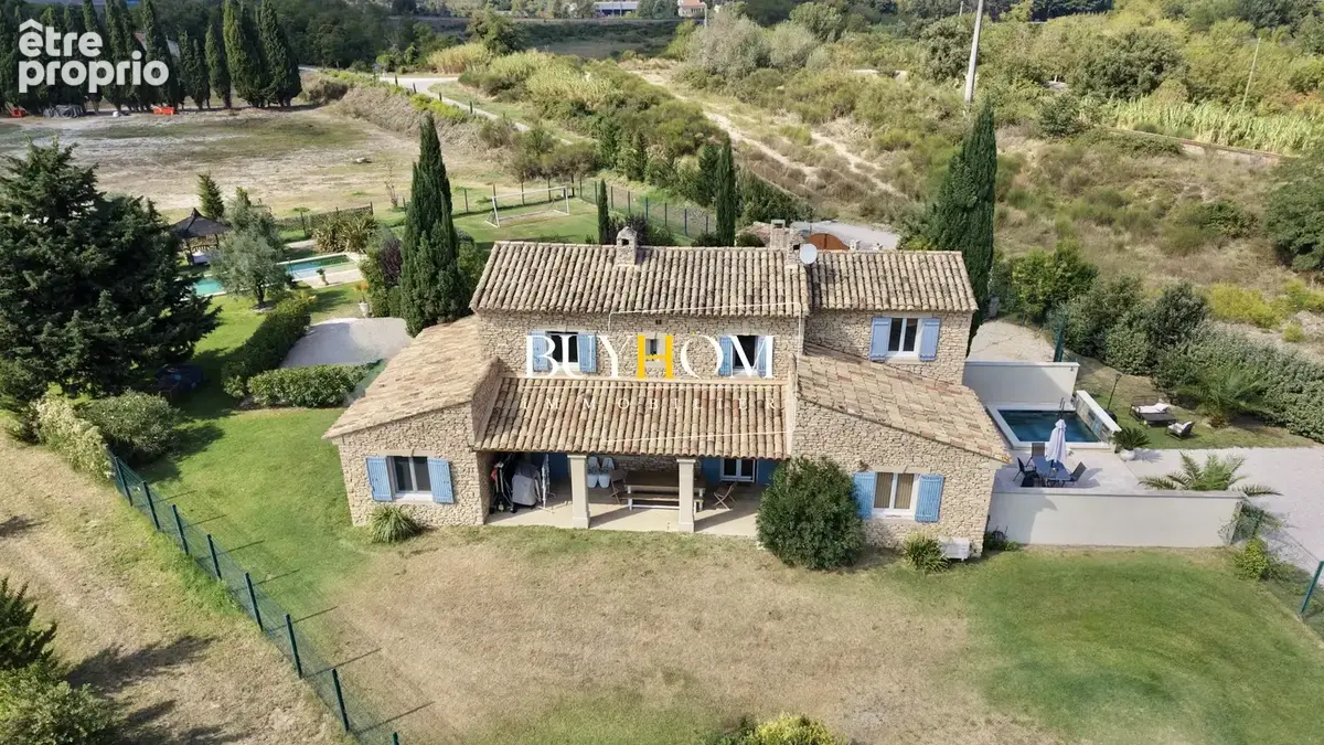 Maison 7 pièces 205 m² à vendre à Cheval-Blanc (84460) - photo 3