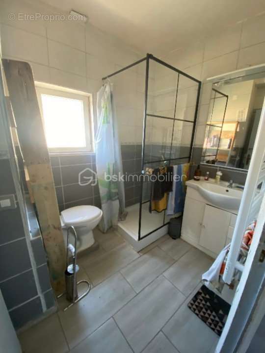 Maison à SAINT-MARTIN-DES-CHAMPS