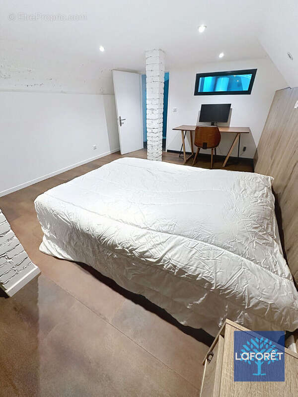 NANCY   À DEUX PAS DU PARC SAINTE-MARIE Appartement de  184.64 m²  Terrasse privative  2 places de parking sécurisées - photo 9