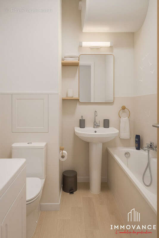 Appartement à MAUGUIO