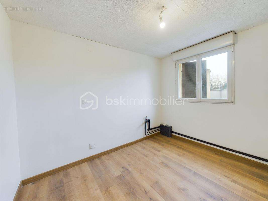 Maison à COURCELLES-CHAUSSY