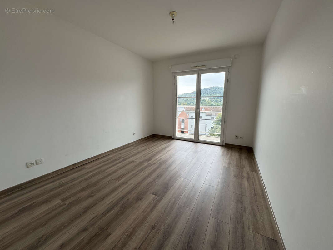 Appartement à LA FOUILLOUSE