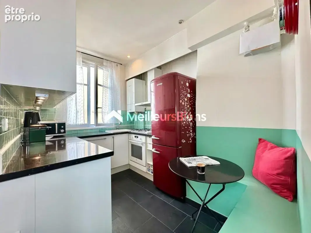 Appartement haussmannien 111 m² 5 pièces avec ascenseur Paris 9e - photo 11