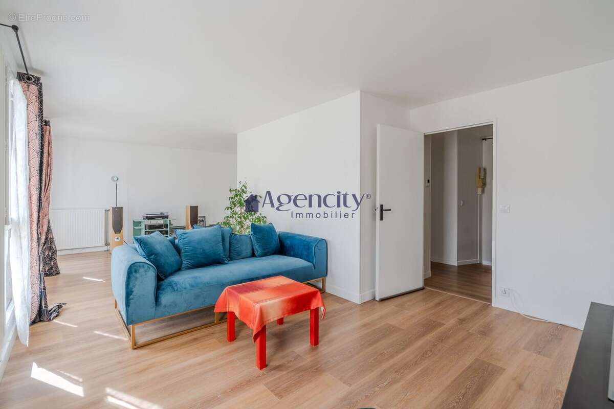 Appartement à LOGNES