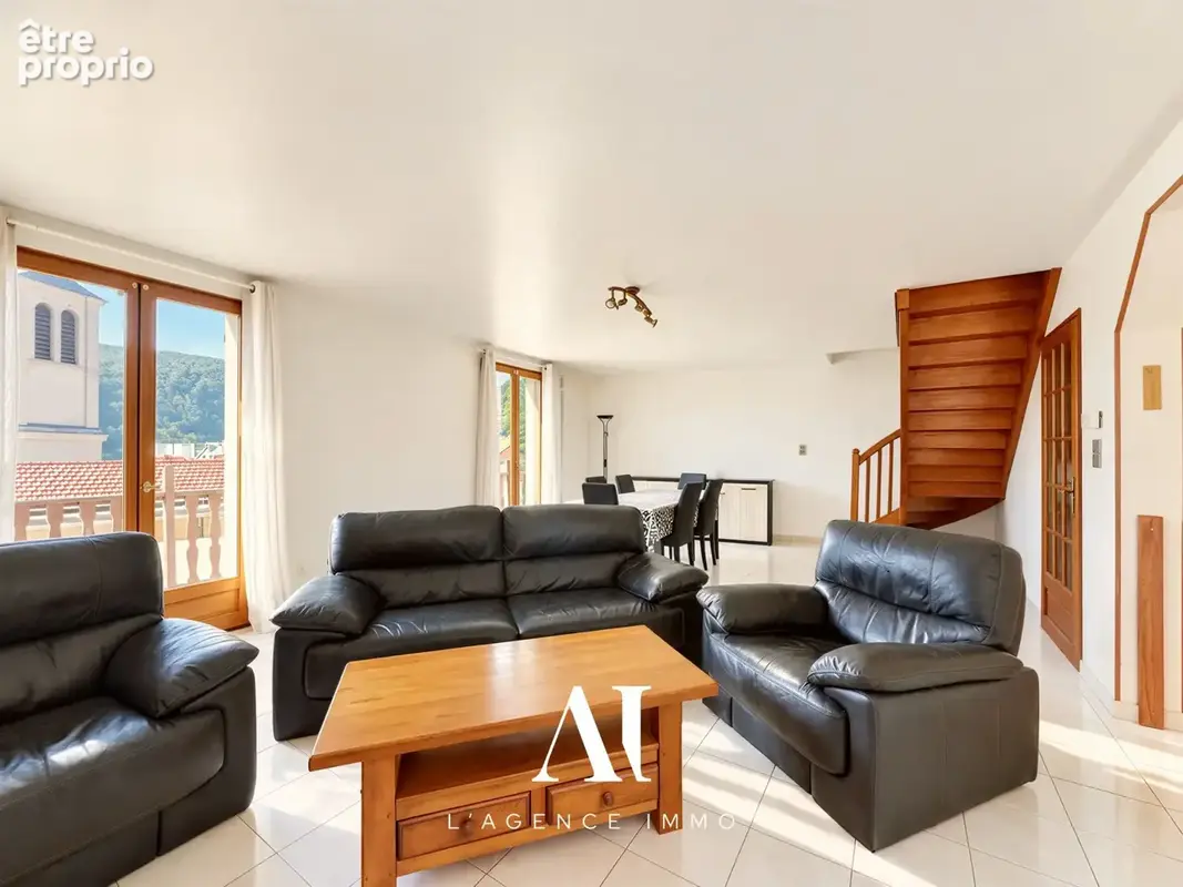 Appartement 4 pièces 112 m² à vendre à Saint-Claude (39200) - photo 9