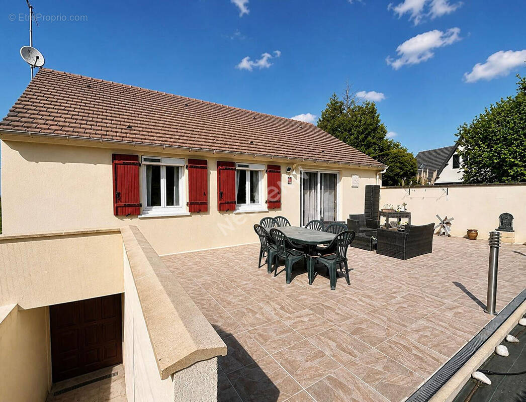 Maison à VIARMES