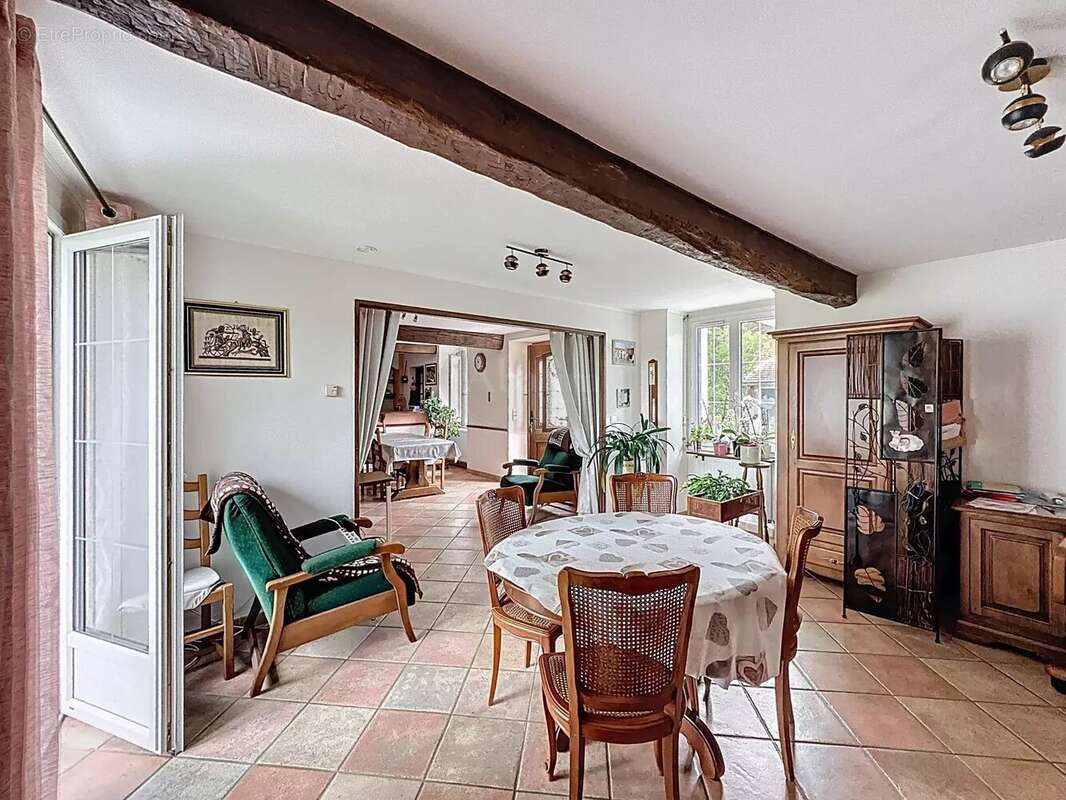 Ferme dépendances sur 1,8ha - photo 4