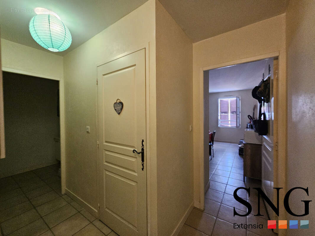 Appartement 47 m² à Courcon  - photo 7