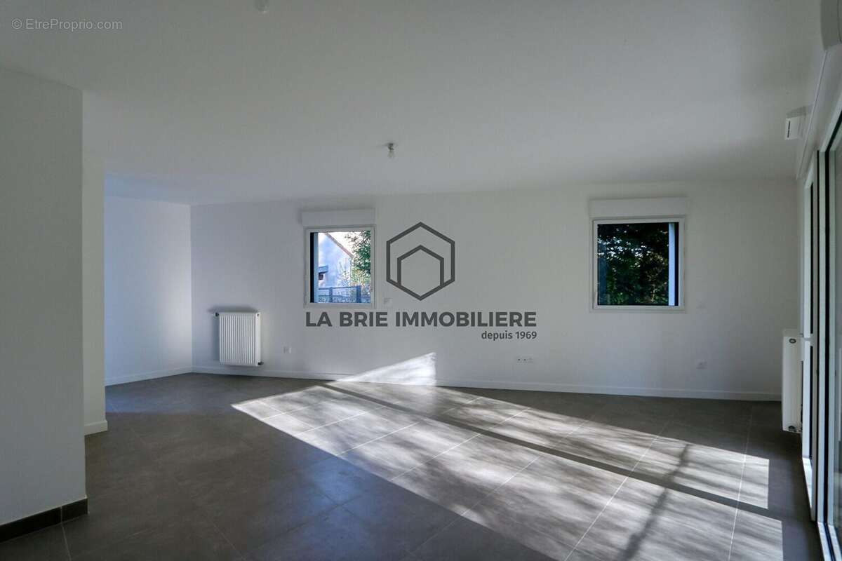 Appartement 51 m² à Rubelles  - photo 9