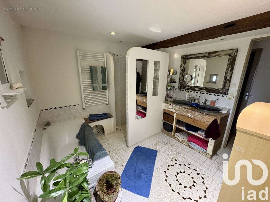 Photo 7 - Maison à MOULINS-SUR-YEVRE