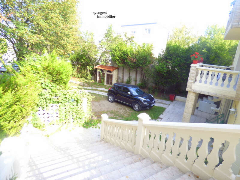 Maison à NOISY-LE-SEC