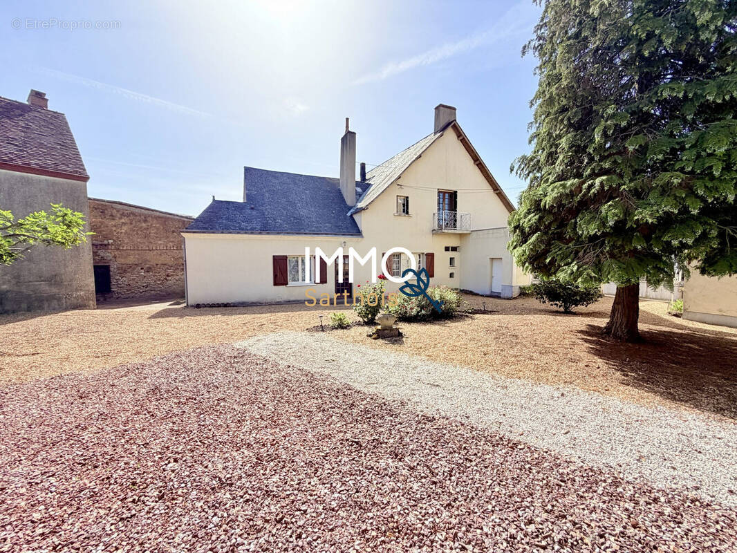 Maison à ECOMMOY