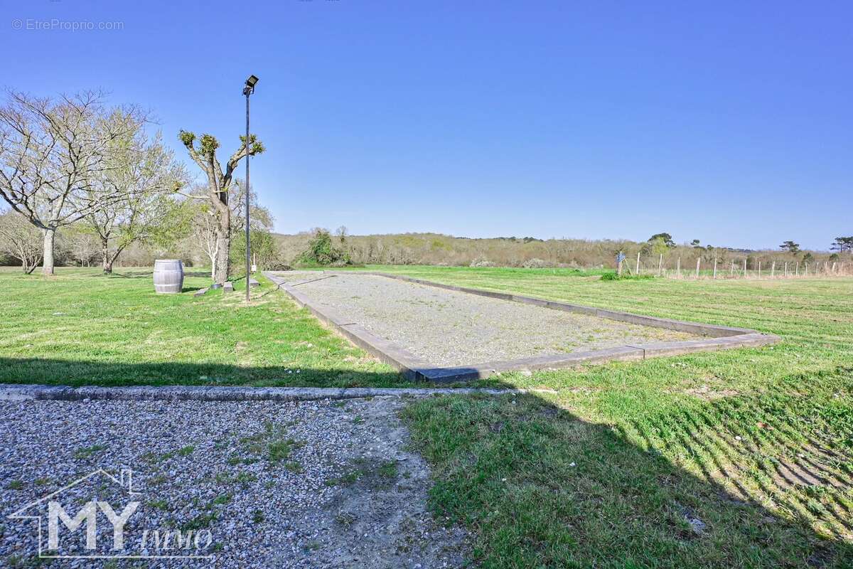 Maison à SAINT-MEARD-DE-GURCON