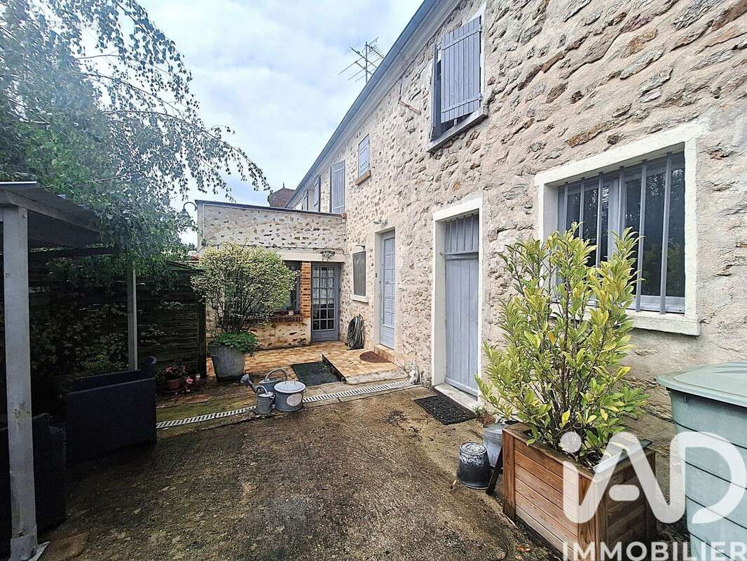 Photo 3 - Maison à REBAIS