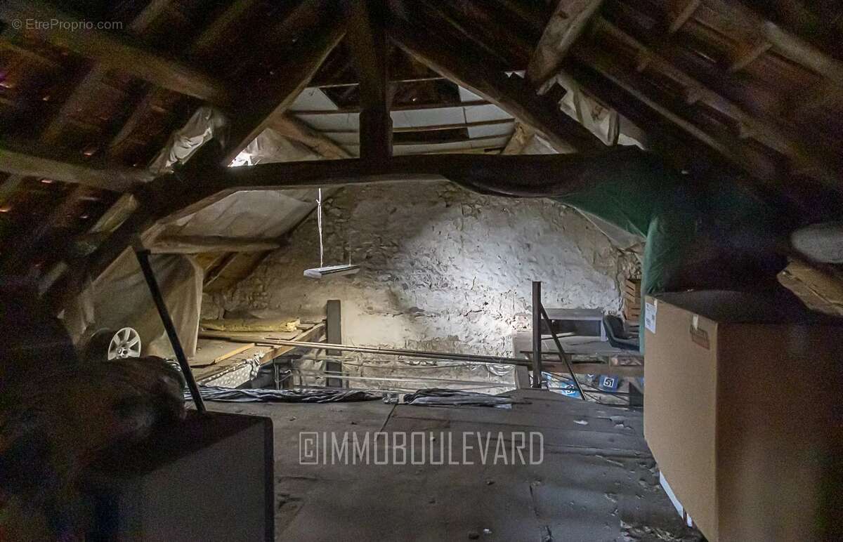 Maison à TAXAT-SENAT