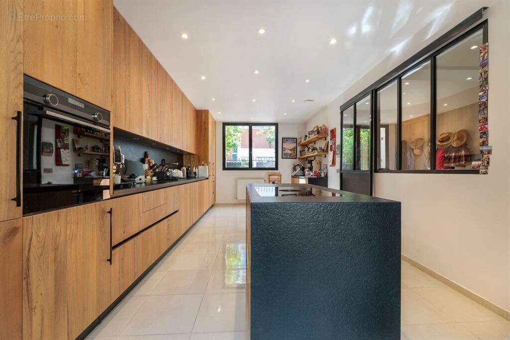 Maison à BOULOGNE-BILLANCOURT