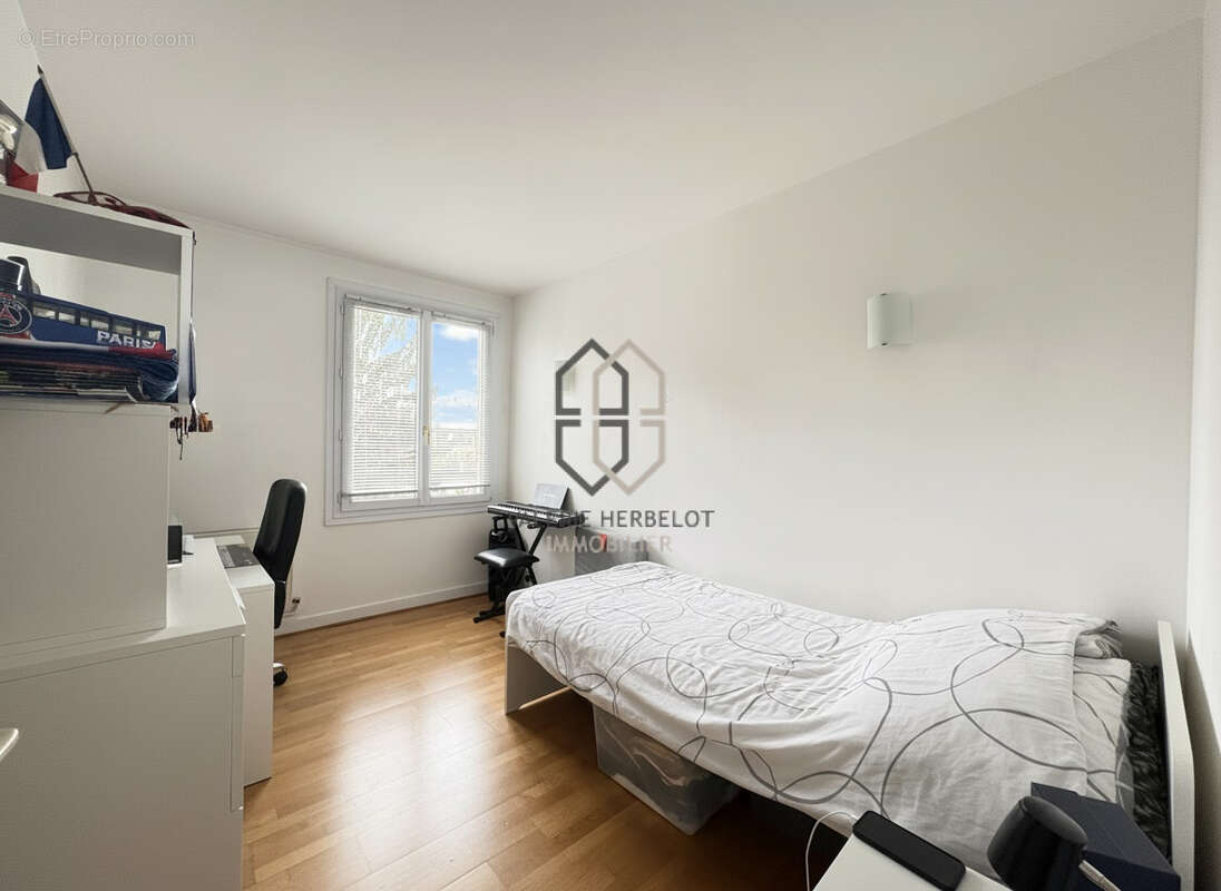 Appartement à SAINT-MAUR-DES-FOSSES