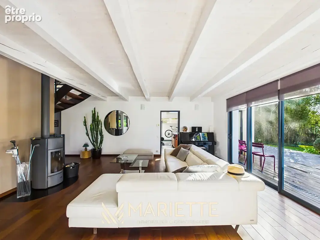 "SHIZU"  Proches commerces - Maison d'architecte de 327 m² - photo 3