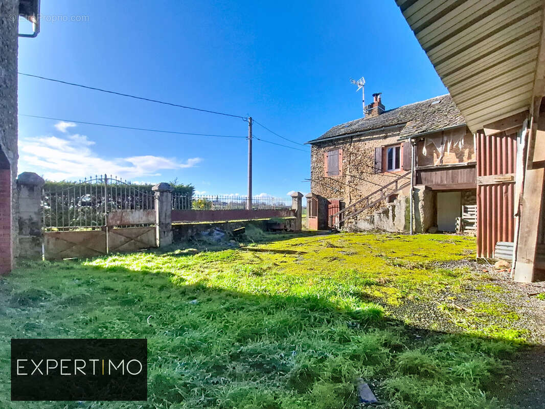 Ferme de caractère du XVIII? siècle   Isolement, authenticité et potentiel exceptionnel - photo 4