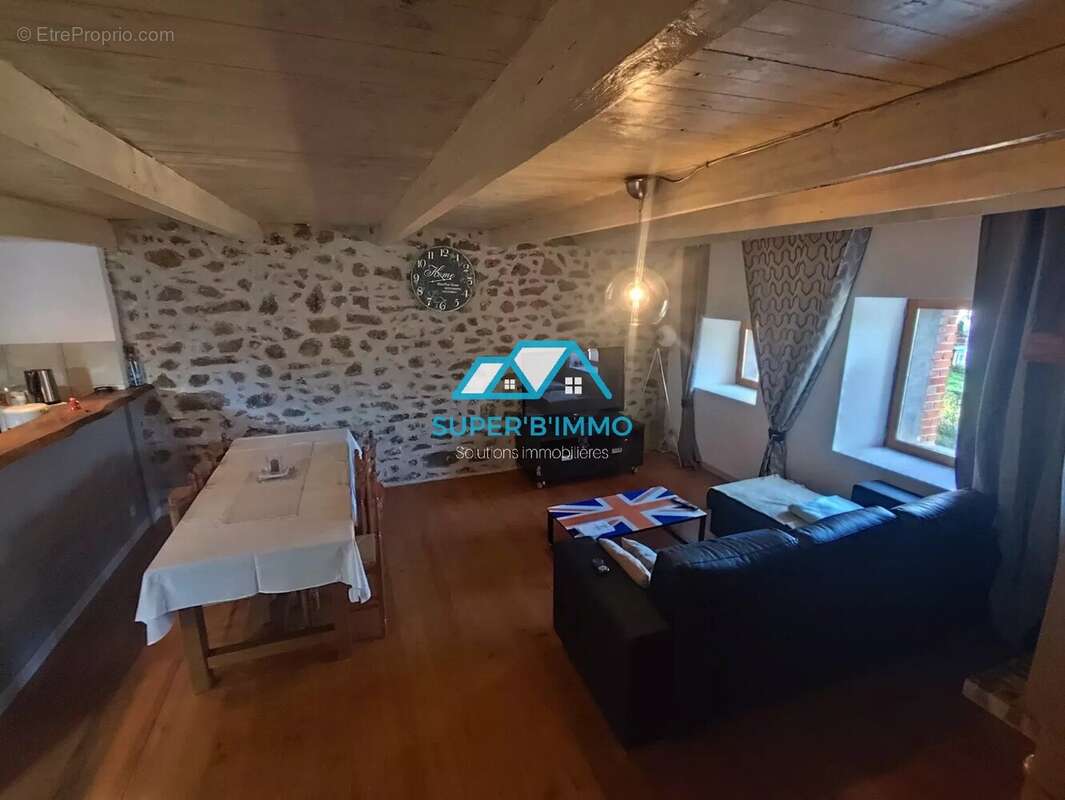 Maison à CHAVANIAC-LAFAYETTE