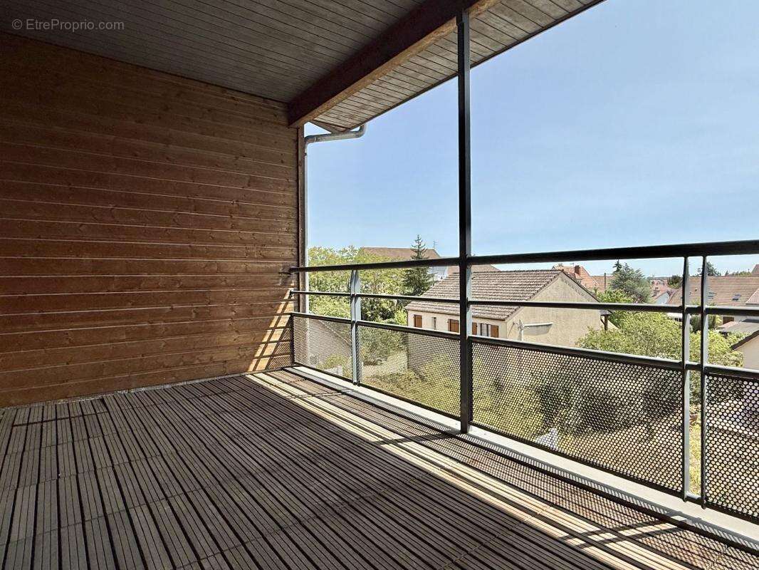 Appartement-Maison à vendre Chenôve, type duplex, 2 chambres avec terrasse à chaque niveau, garage double - photo 4