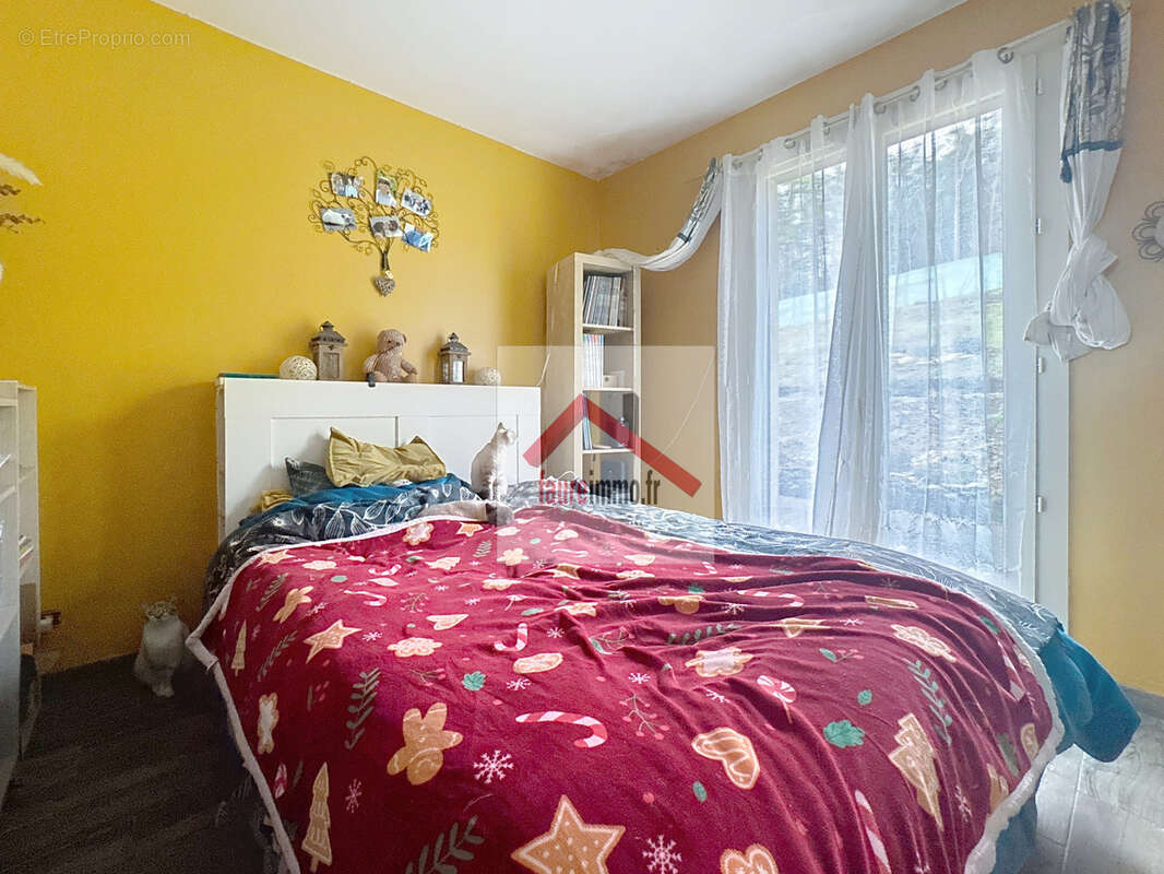 Maison à PALAZINGES