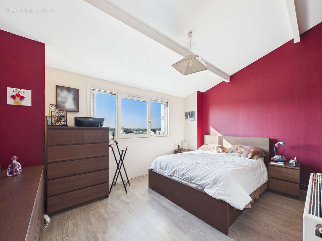 Appartement à SARTROUVILLE