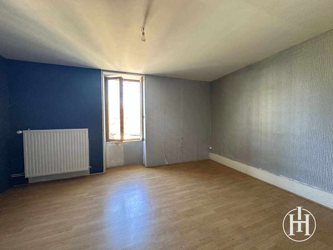 À VENDRE : Ensemble immobilier de caractère   2 maisons indépendantes avec fort potentiel - - photo 15
