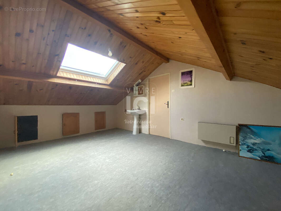 Maison à SAINT-SEBASTIEN-SUR-LOIRE