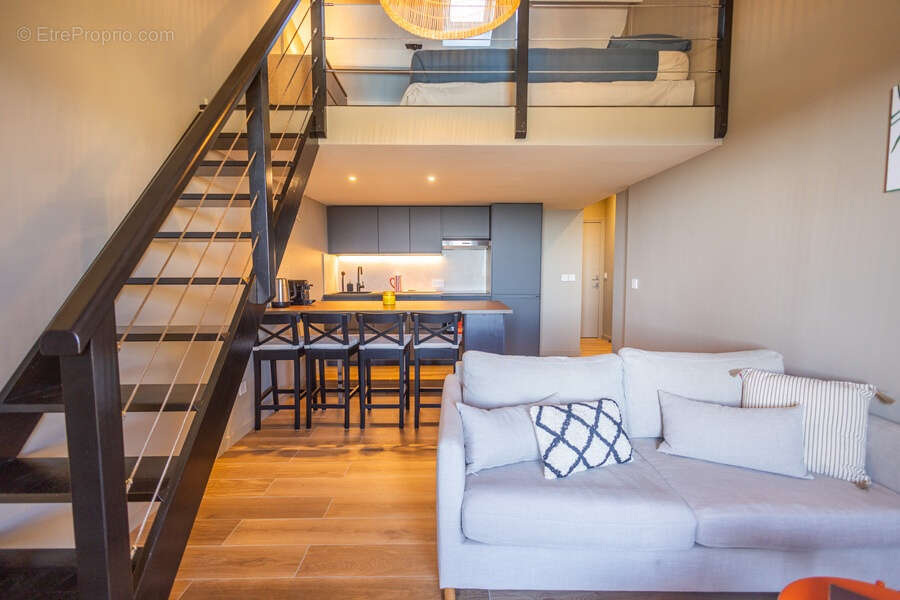 Appartement à LA CROIX-VALMER