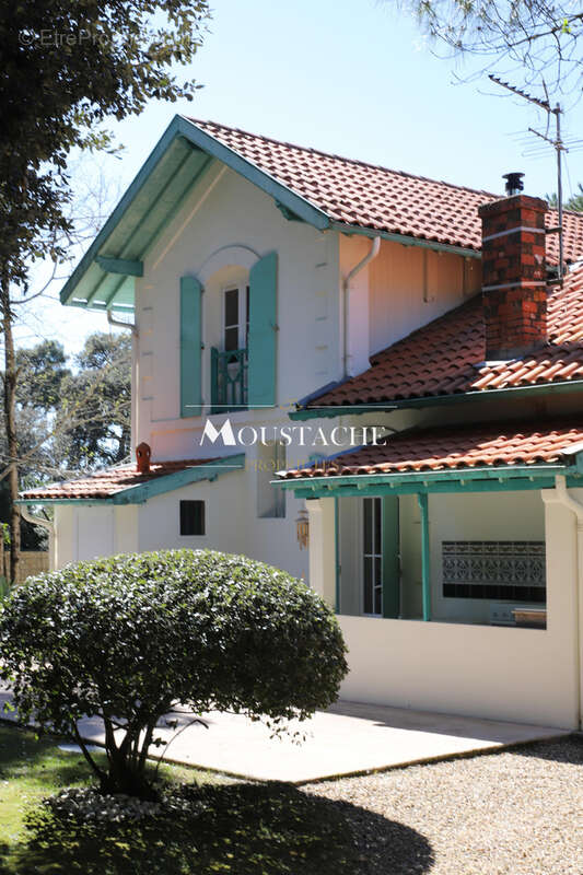 Maison à VAUX-SUR-MER
