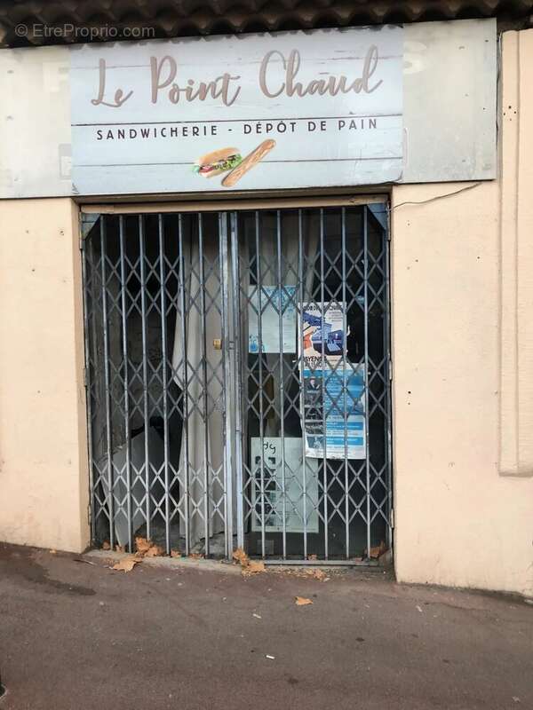 Commerce 20 m² à Grasse  - photo 2