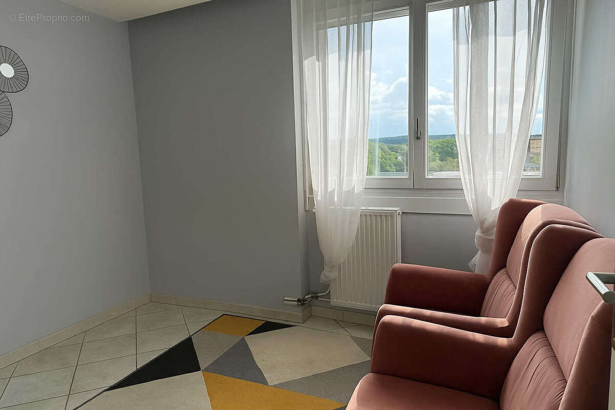 Appartement à JARVILLE-LA-MALGRANGE