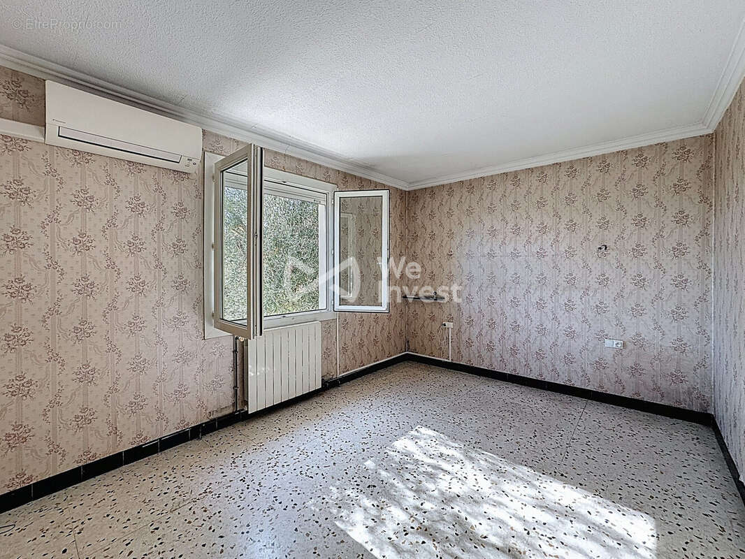 Maison à SAINT-JEAN-DE-VEDAS