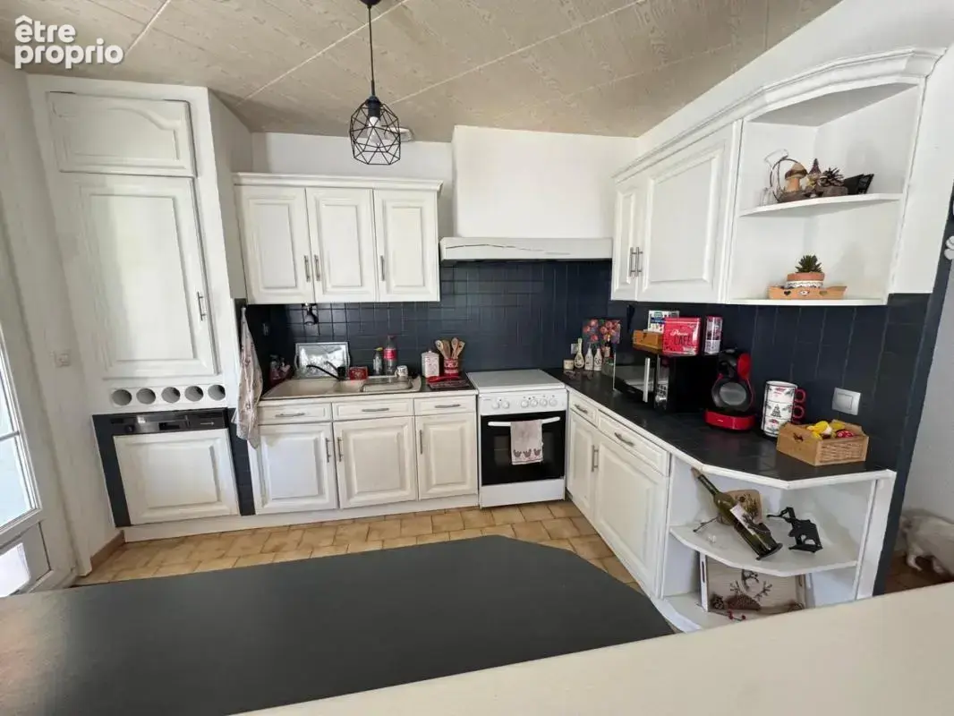Vente Maison de Plain-Pied T5-4 avec Piscine et Garages – Peyruis (04) - photo 19