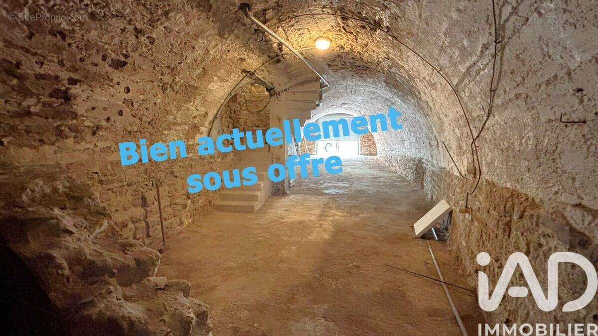 Photo 1 - Parking à FREJUS