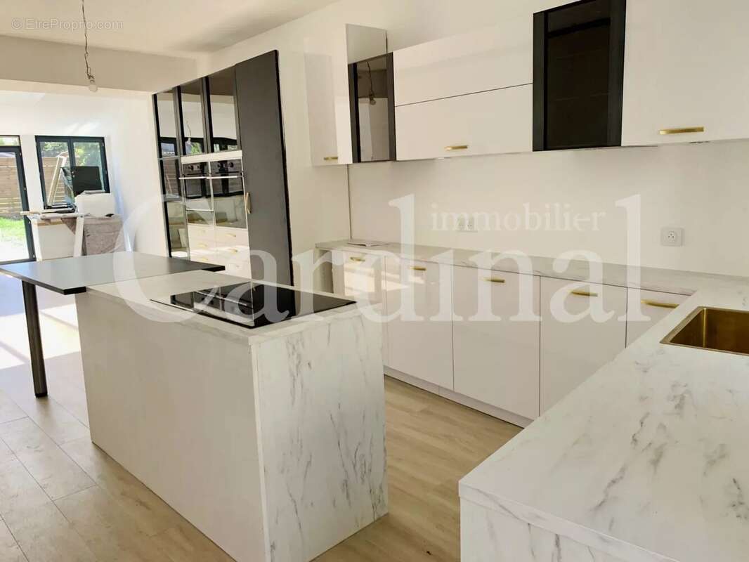 Maison à NOISY-LE-ROI