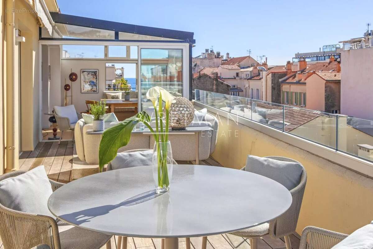 Appartement à CANNES
