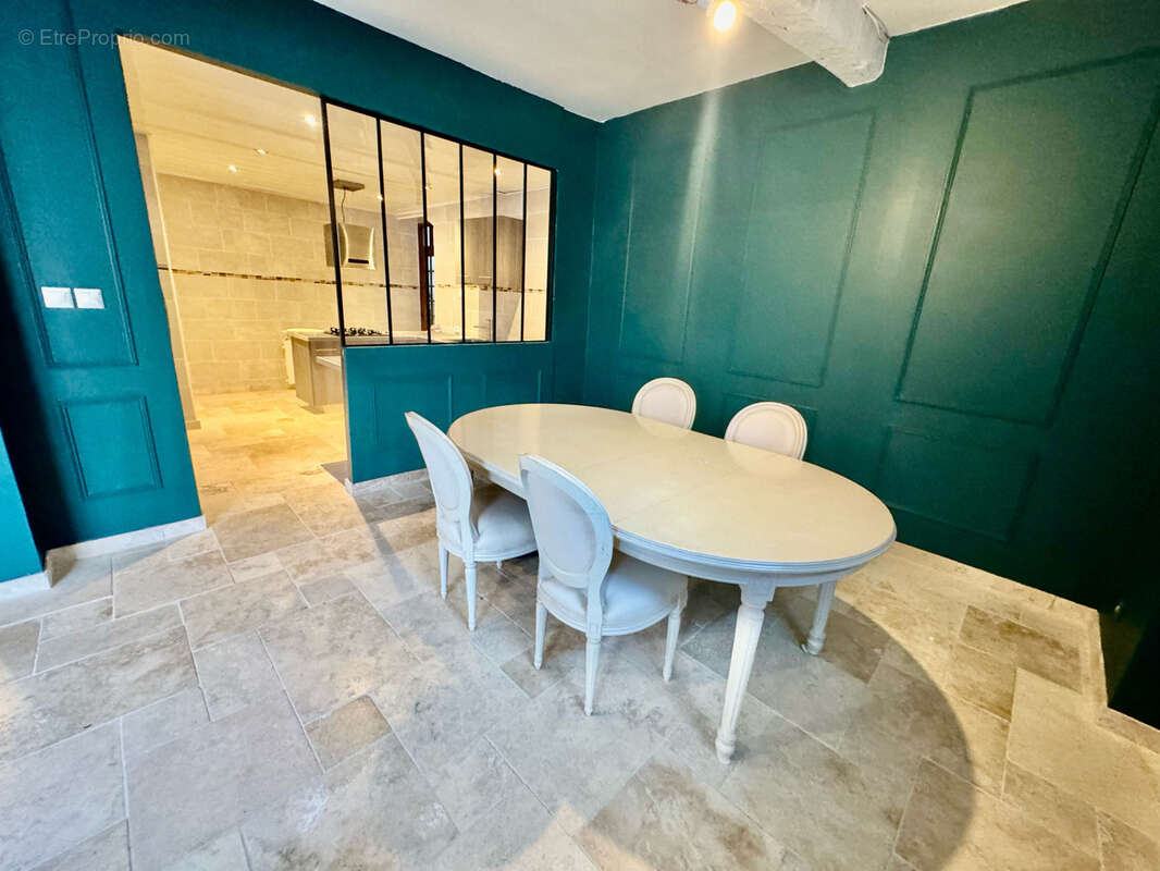 Maison à LE PEAGE-DE-ROUSSILLON