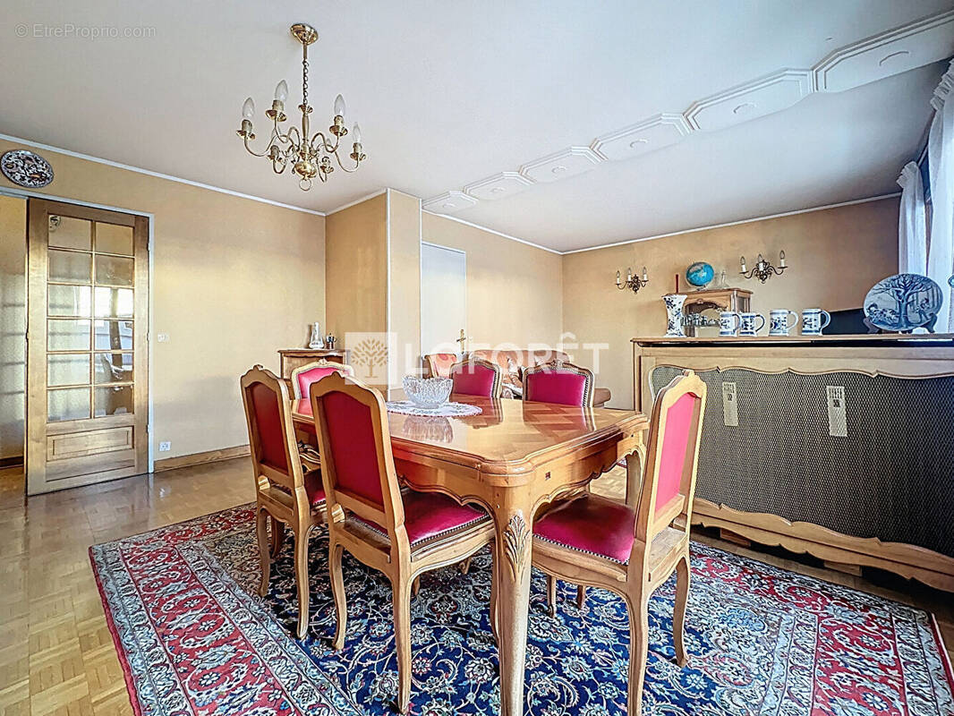 Appartement à CHAMPIGNY-SUR-MARNE