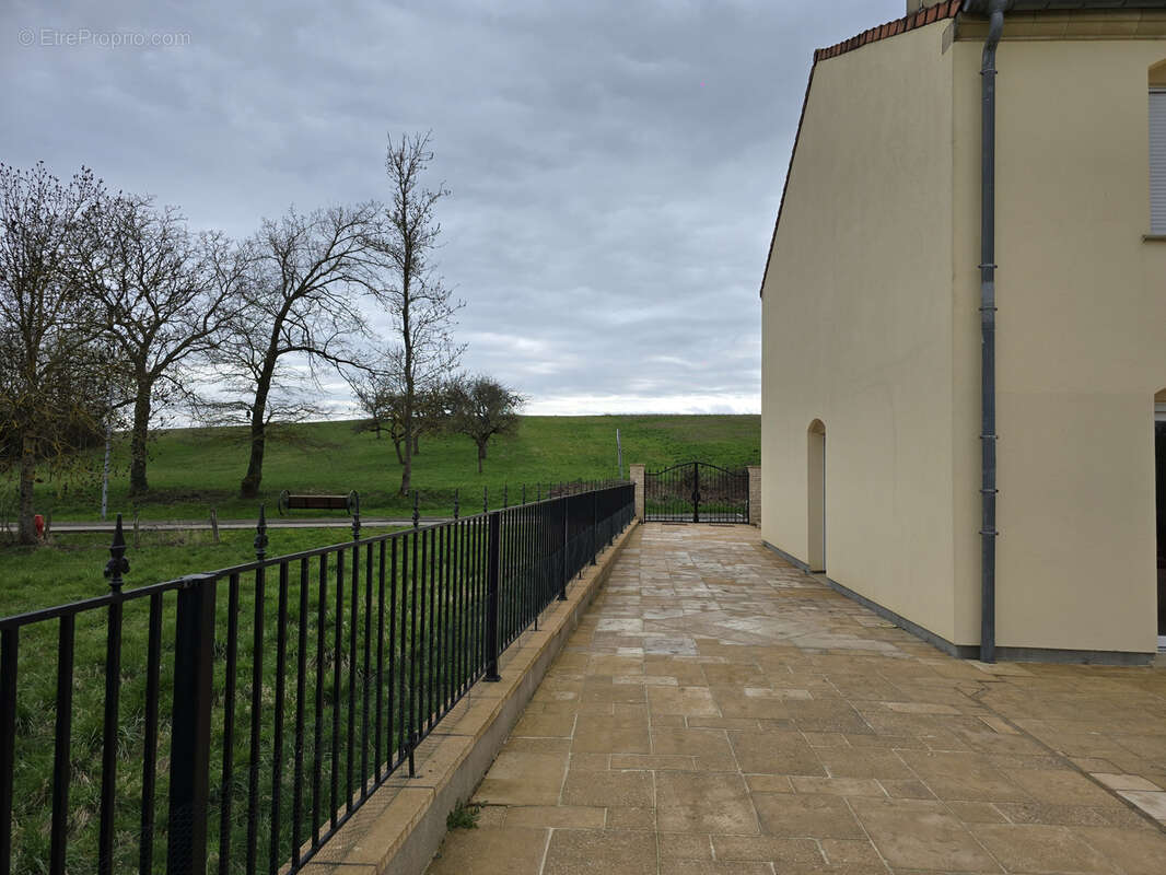 Maison à NOISSEVILLE