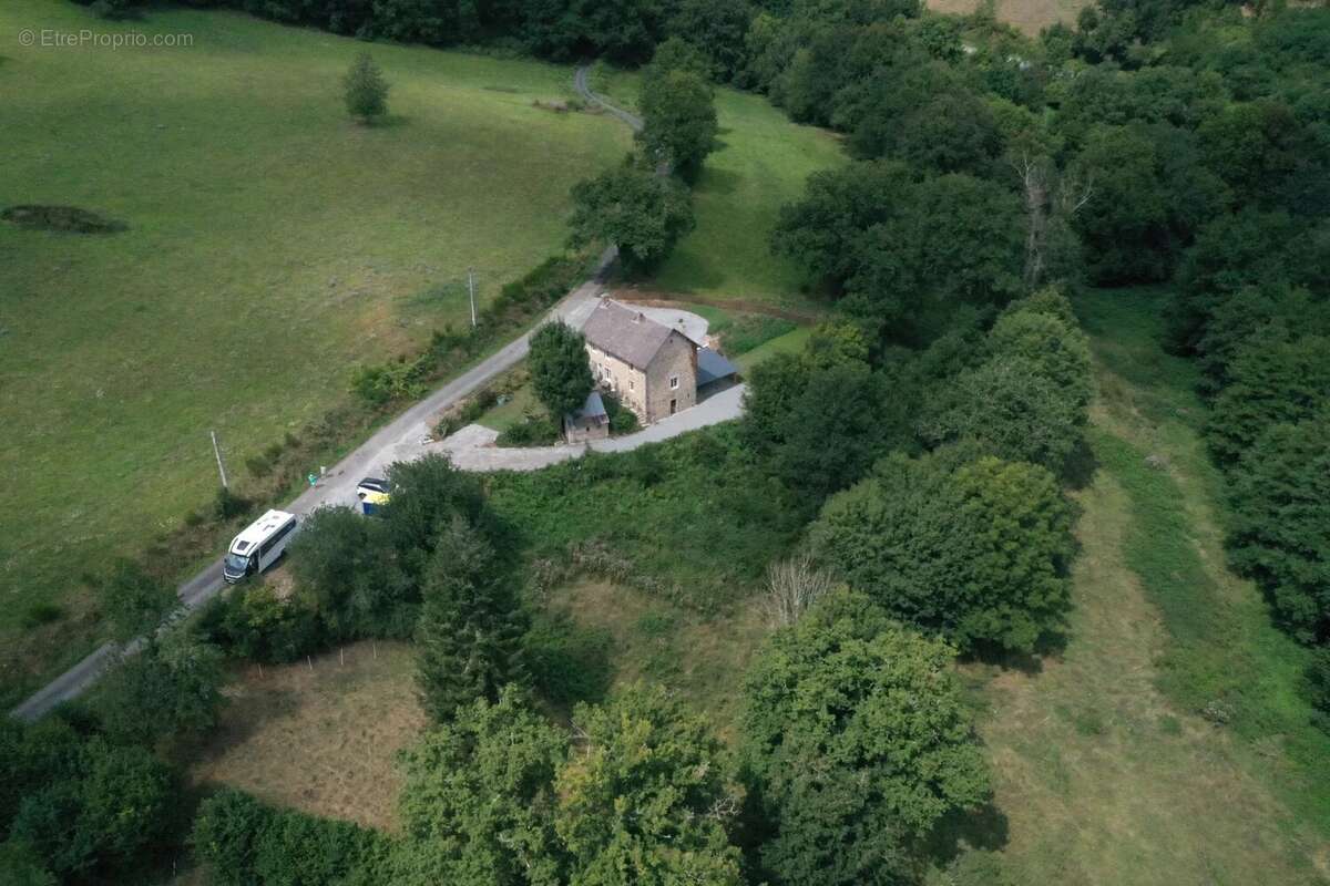 Maison à SAINT-GERVAIS-D&#039;AUVERGNE