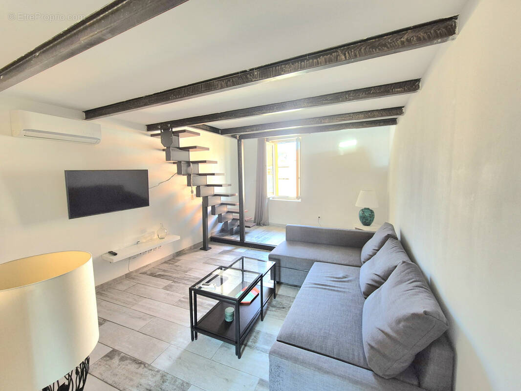 Appartement à HYERES