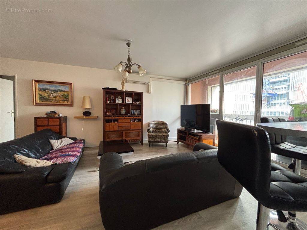 Appartement à PUTEAUX