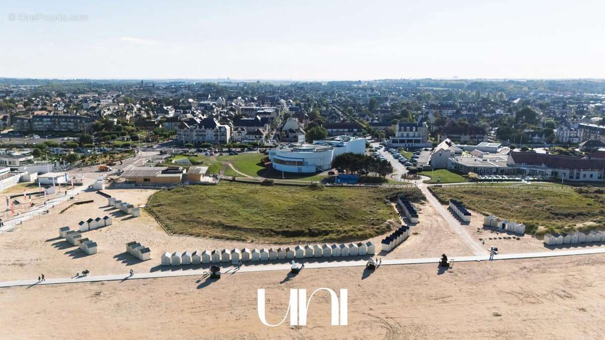 Maison à OUISTREHAM