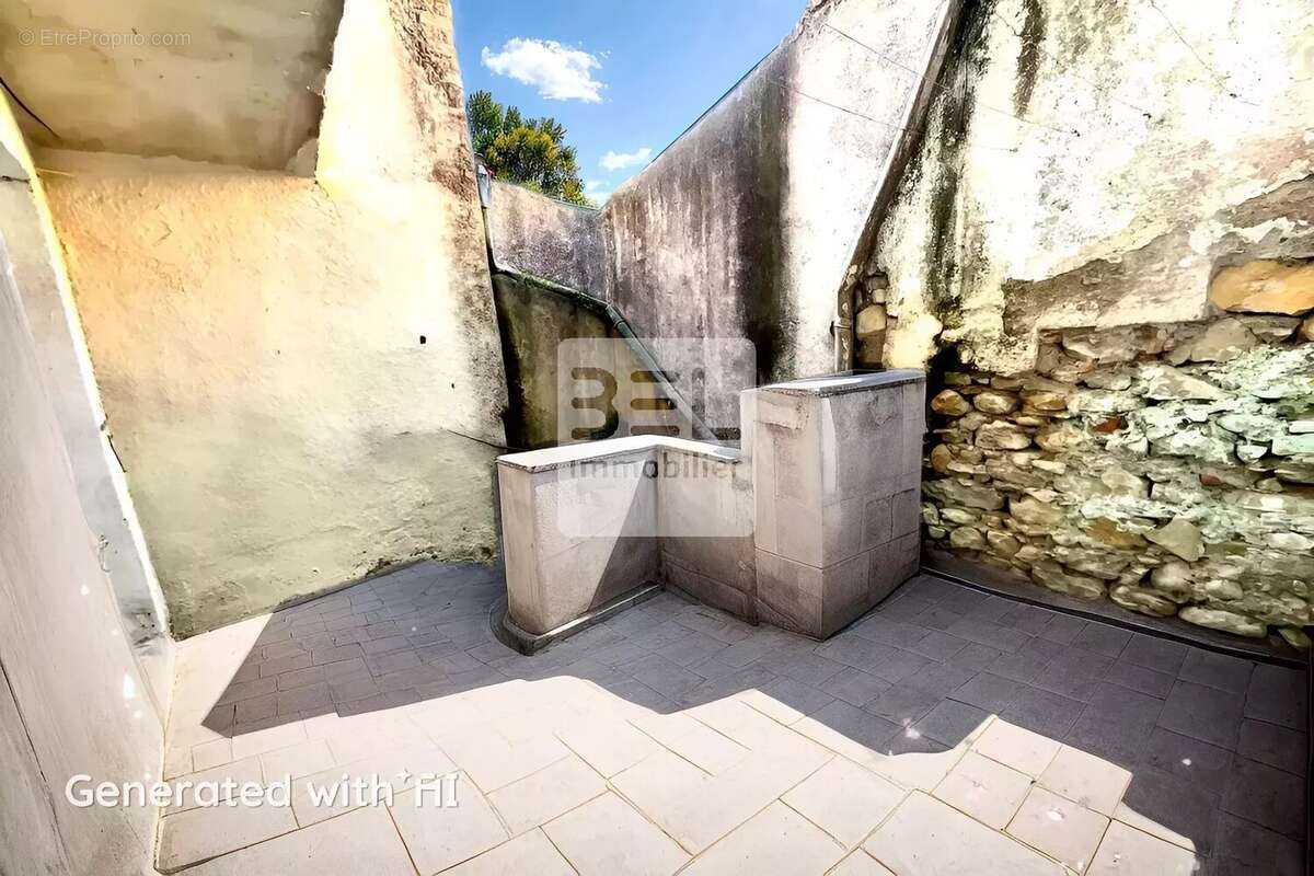 Maison à SAINT-VICTOR-DE-MALCAP