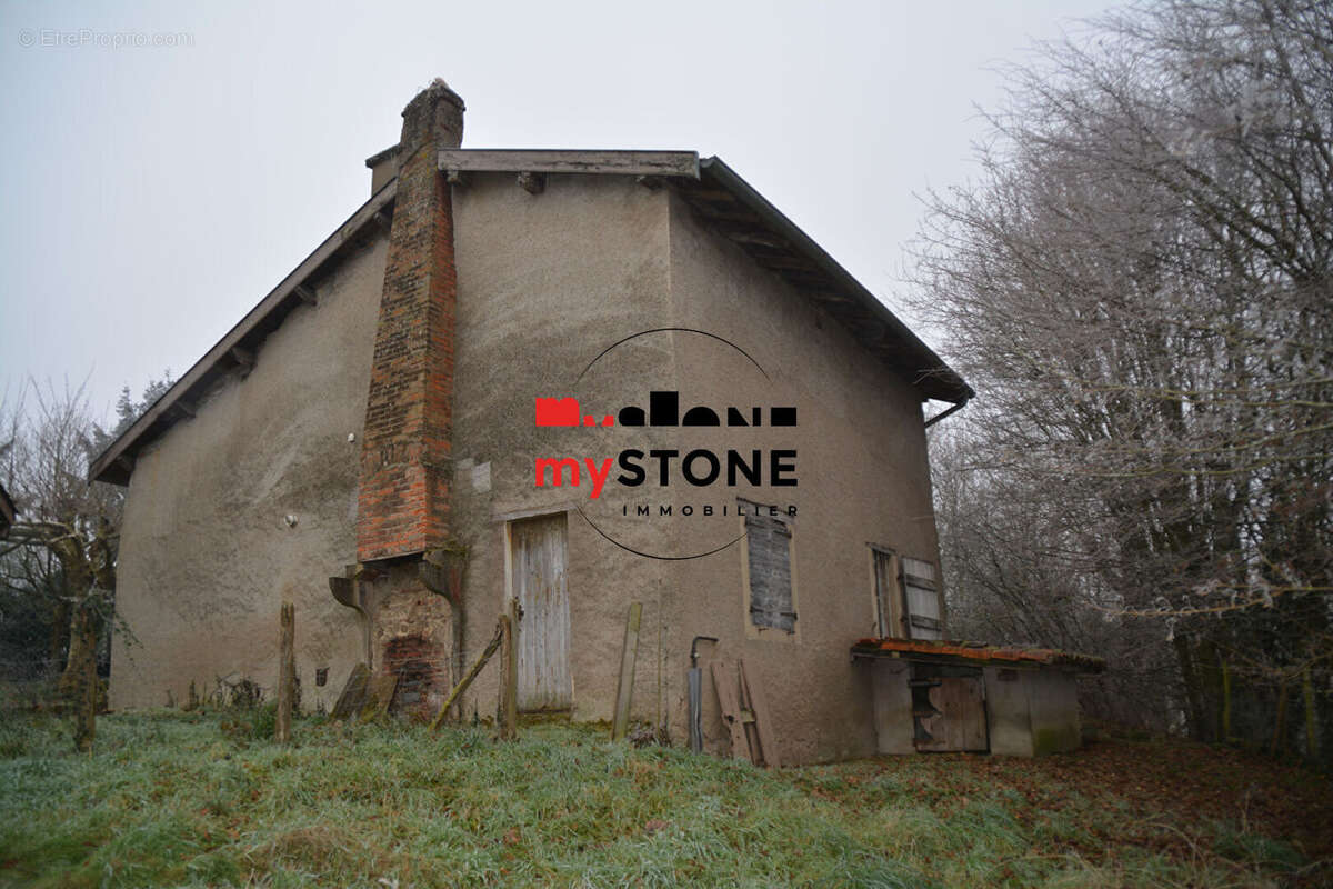 Maison à CHATILLON-SUR-CHALARONNE