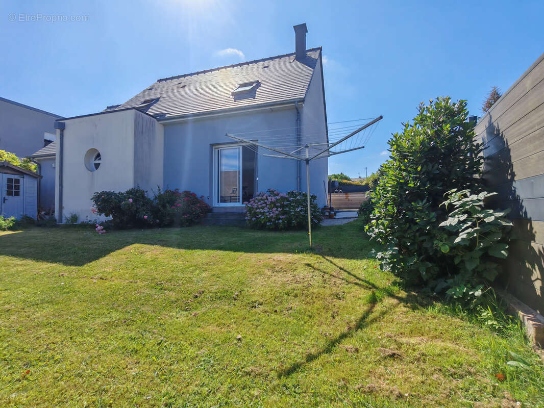 Maison à SAINT-PAIR-SUR-MER